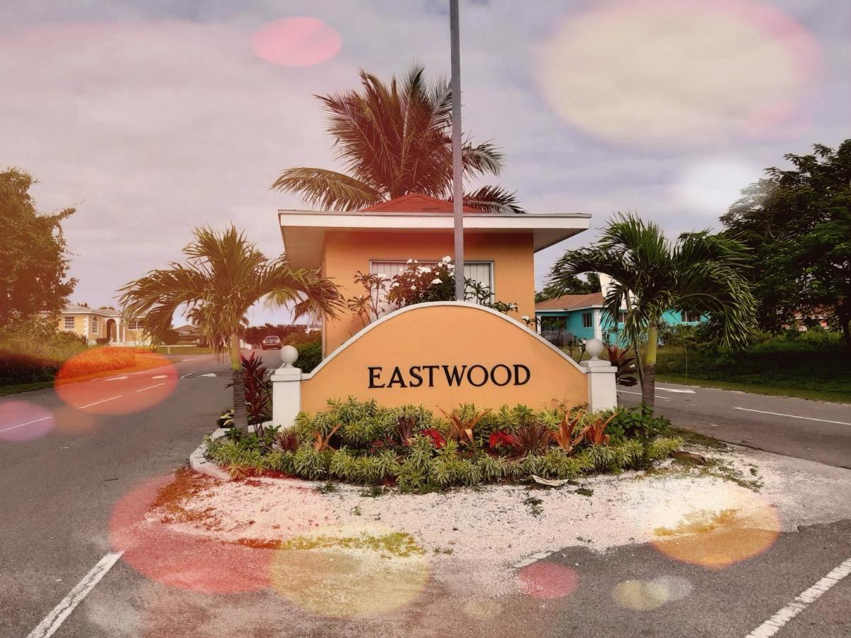 Eastwood Escape Hotel แนสซอ ภายนอก รูปภาพ